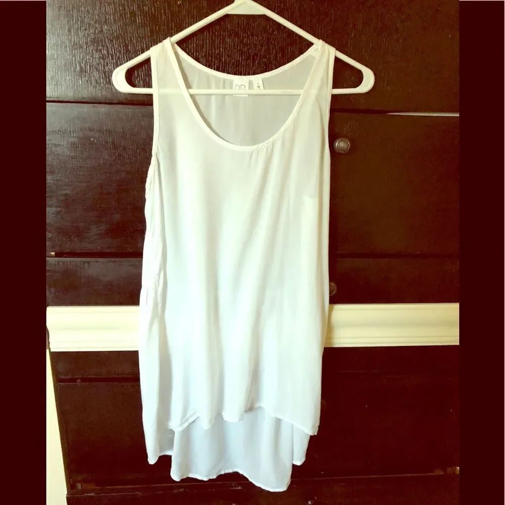 BP white high low top. Size: S